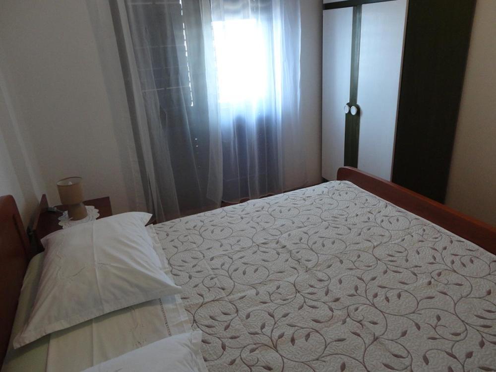 Apartman Lucijan Marusici  ภายนอก รูปภาพ